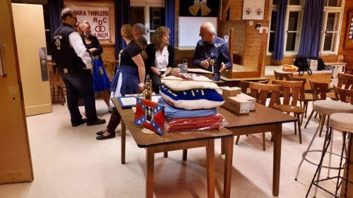 2021.10.16 Neuer Boden im MCG Saloon 004